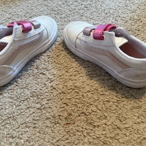 Vans Kids White Sneakers with Pink Metallic Strap